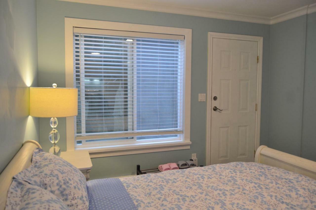 Jane'S Cozy Suite Surrey Eksteriør billede